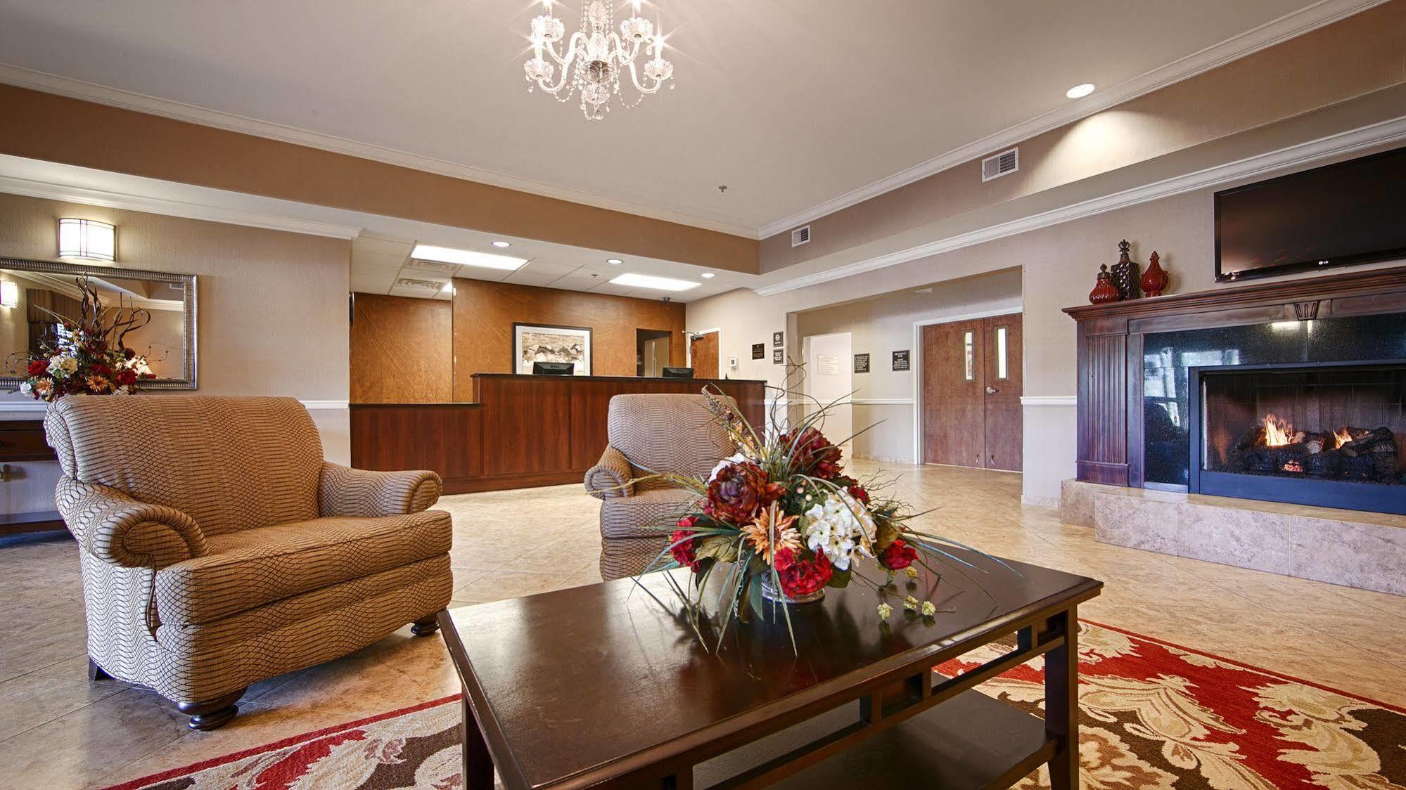 Best Western Plus Луїза Екстер'єр фото